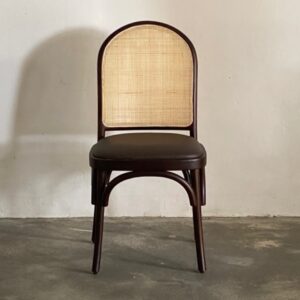 Kursi Makan Retro Kayu Jati Sandaran Anyaman Rotan
