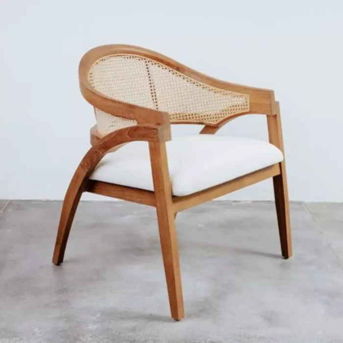 Armchair Jati Model Retro Sandaran Rotan