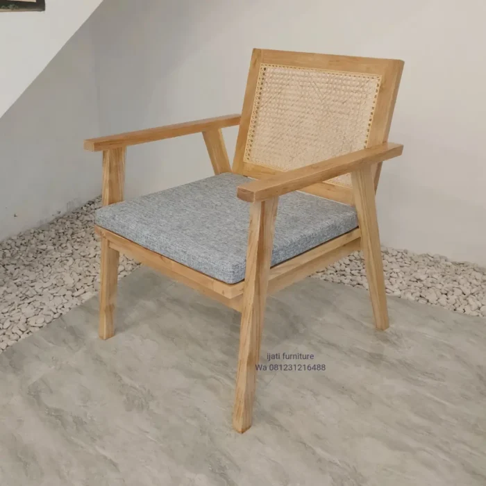 armchair jati minimalis retro kombinasi rotan