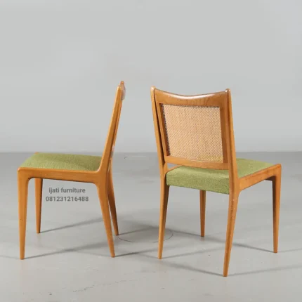Kursi Makan Cafe Resto Jati Model Vintage