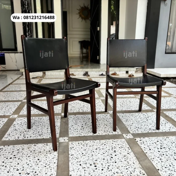 Kursi Makan Jati Jok Kulit Sapi