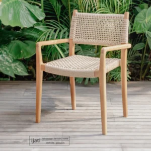Armchair Bohemian Kayu Jati Natural dengan Sandaran Tali Anyam