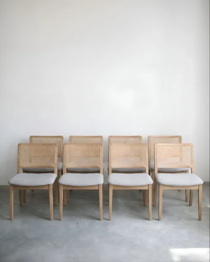 Kursi Cafe Aesthetic Kayu Sungkai Kombinasi Anyaman Rotan