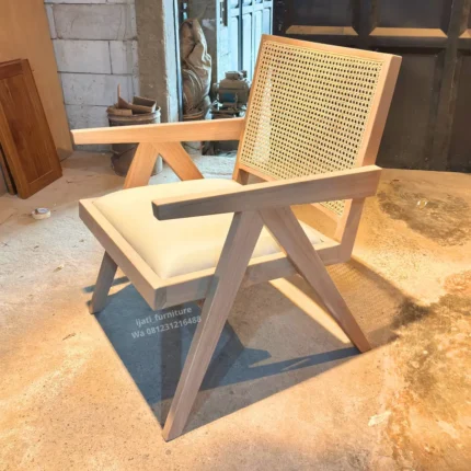 Kursi Armchair Minimalis Kayu Jati Kombinasi Rotan - Kursi Cafe Resto