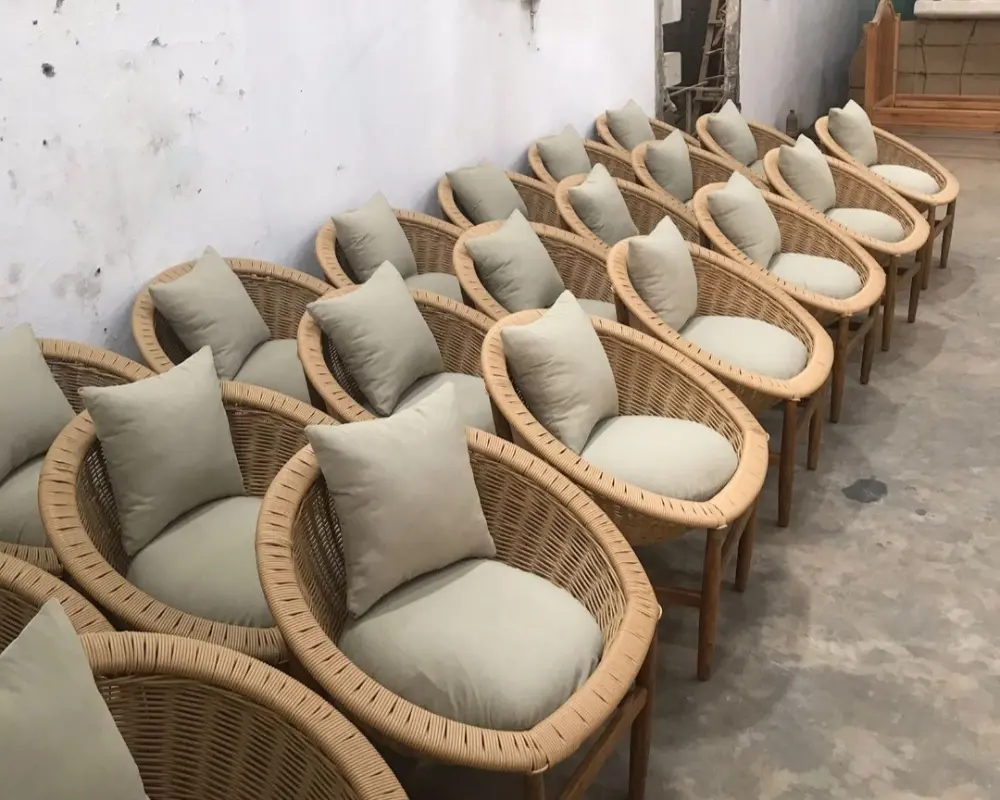 Kursi Acapulco untuk Kesan Segar (Breezy)